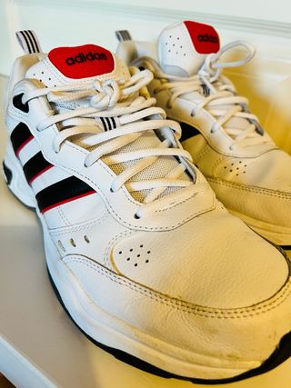 Zapatillas Adidas Strutter - rojas y blancas