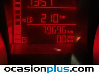 SEAT Ibiza 1.4 16v Style 63 kW (85 CV)