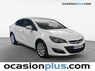 Opel Astra 1.4 Turbo Elegance 103 kW (140 CV)