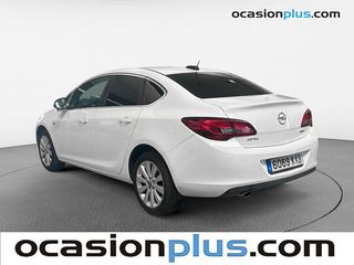 Opel Astra 1.4 Turbo Elegance 103 kW (140 CV)