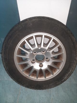 Llantas 215/65R16