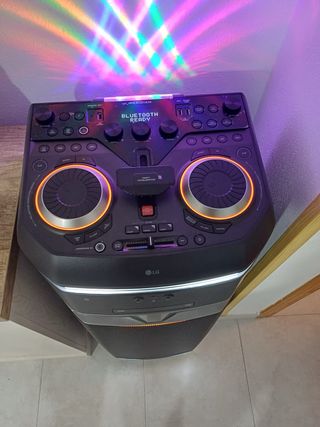 LG Altavoz Bluetooth 2000W