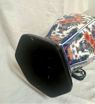 Lampara sobremesa de porcelana China vintage 