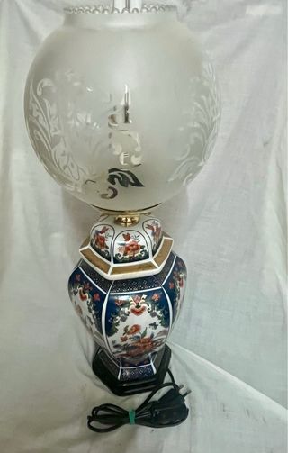 Lampara sobremesa de porcelana China vintage 