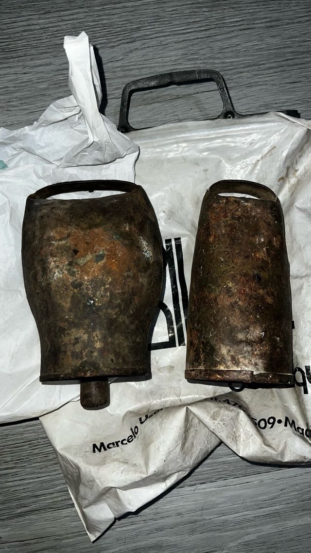 2 Cencerros antiguos