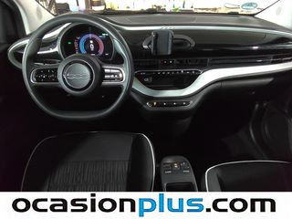 Fiat 500 Electrico Action Hb 185 km 70 kW (95 CV)