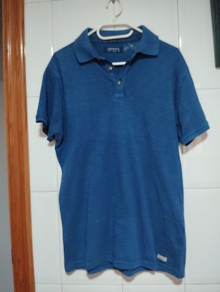 Lote pequeño de ropa
