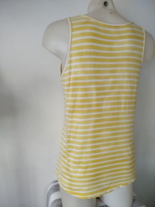 Camiseta Lacoste rayas amarilla-blanca