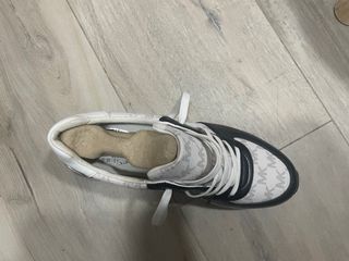 Zapatillas Michael Kors - Blancas y Negras