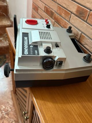 Proyector Super 8 INTERSOUND
