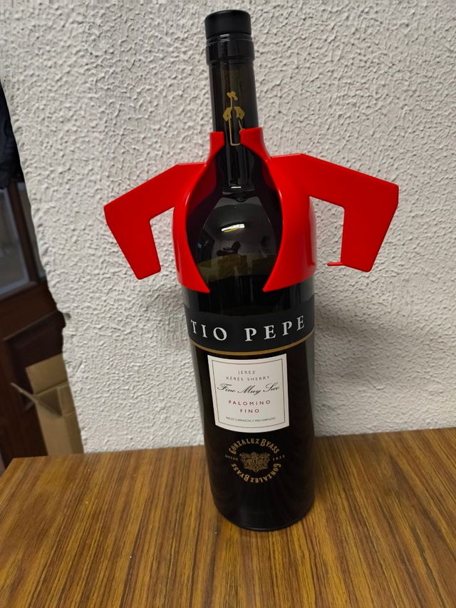 Tio Pepe 2 Botellas 3 litros con vestimenta. Nueva
