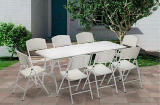 Tavolo pieghevole da giardino bianco