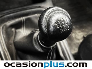 Toyota Hilux 2.4 D-4D Doble Cabina GX 110 kW (150 CV)