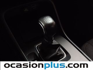 Volvo XC40 T2 Essential 95 kW (129 CV)