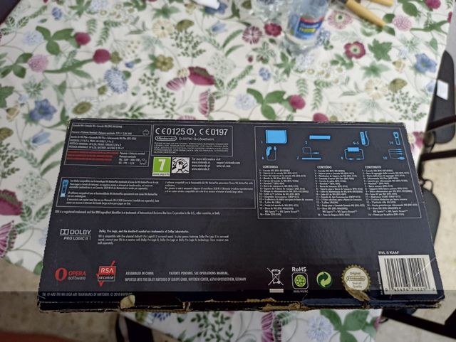 Wifi nero, scatola vuota, istruzioni