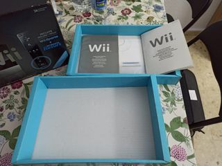 Wii negra caja vacía ,intrucciones