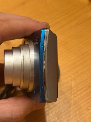 Olympus µ700 - Cámara digital resistente al agua