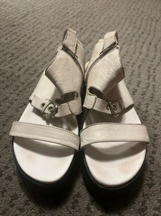 Sandalias piel blancas - nº 38