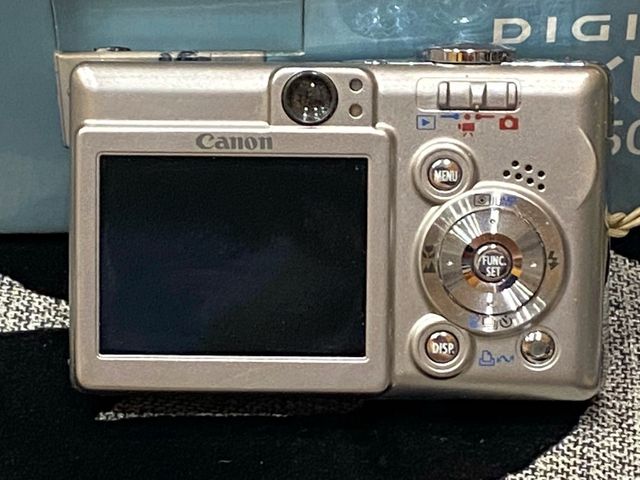 Canon Ixus 50 - Cámara digital