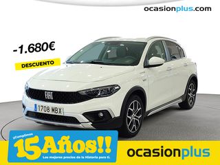 Fiat Tipo 1.5 Hybrid Cross DCT 97 kW (130 CV)