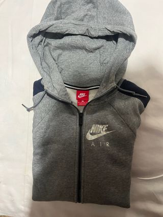 Chaqueta NIKE Air gris talla S
ORIGINAL
