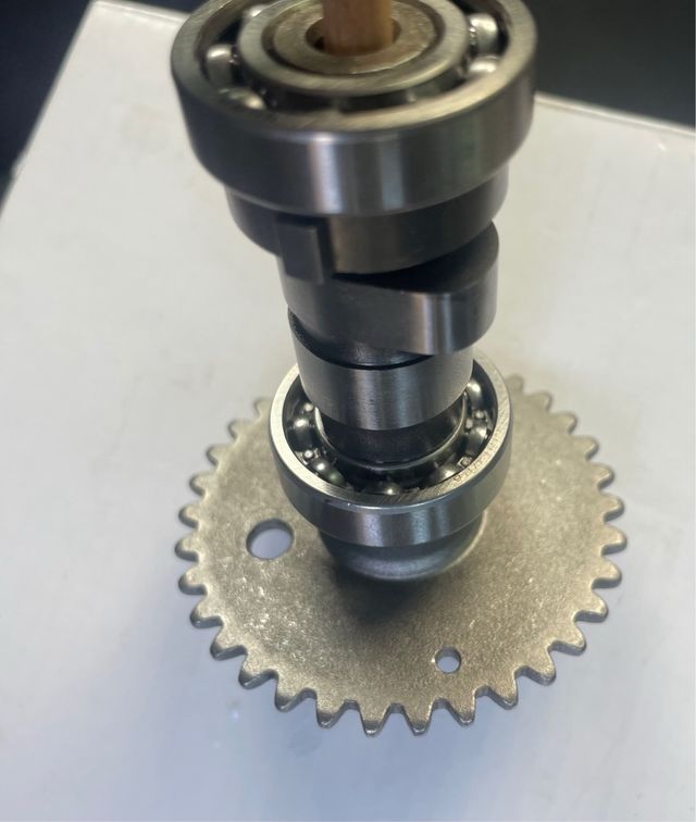 Árbol de levas para moto