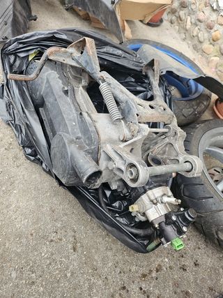 Despiece motor Aprilia SR inyección