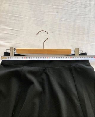 Falda negra vuelo talla M