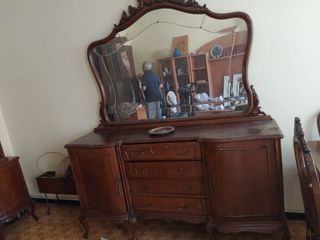 Muebles Comedor Castaño - Antigüedades