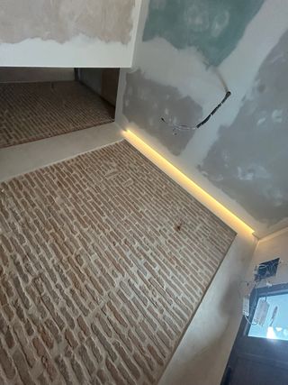 DECORACIONES DE PLADUR