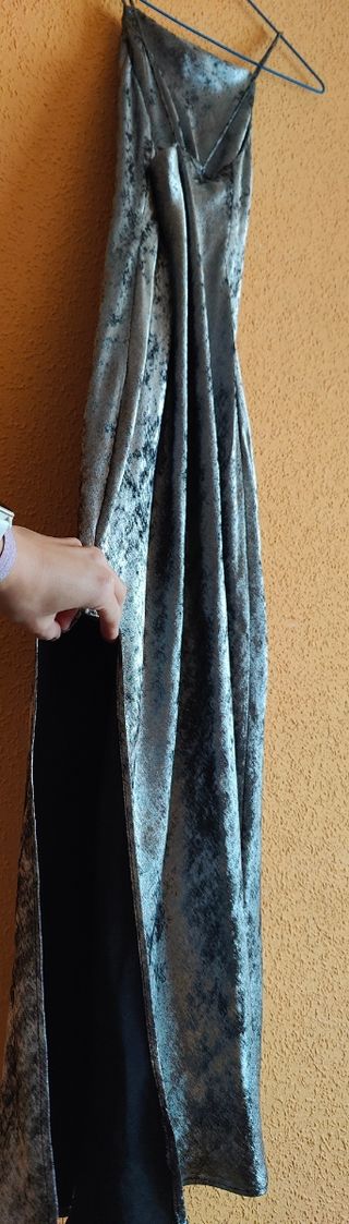Vestido Zara fiesta midi plata
