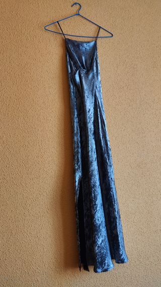 Vestido Zara fiesta midi plata