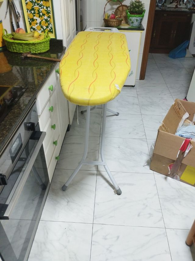 Otra Monforte de Lemos tabla de planchar bonita nu