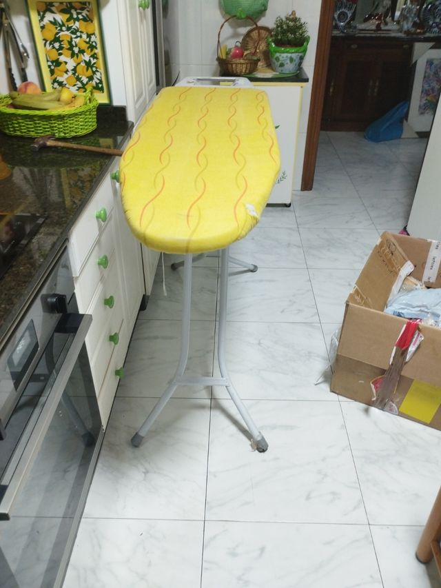 Otra Monforte de Lemos tabla de planchar bonita nu