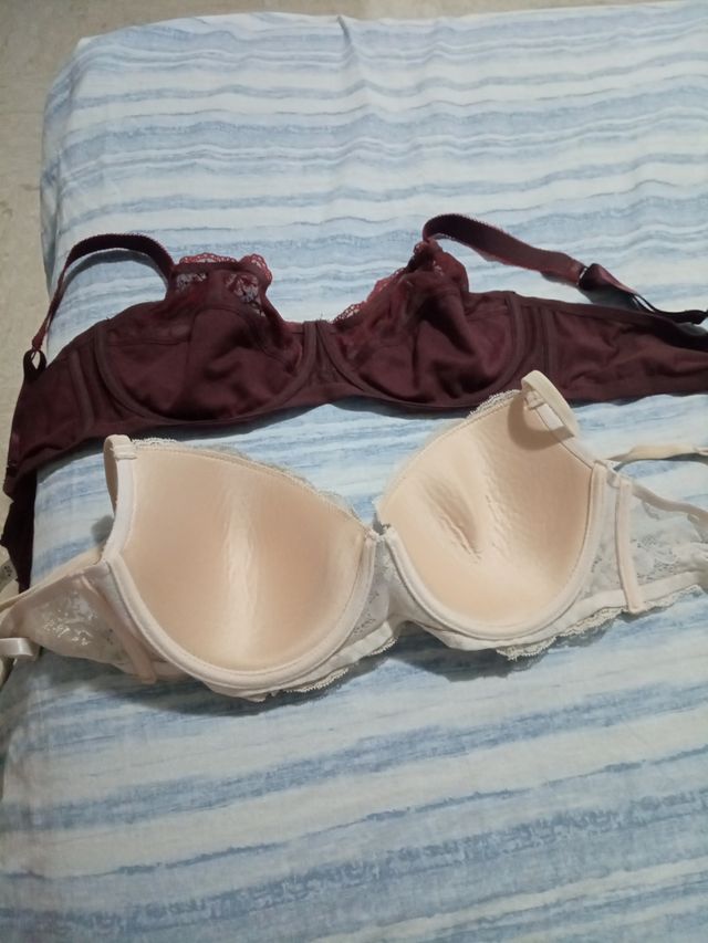2 Reggiseni - Rosso e Beige