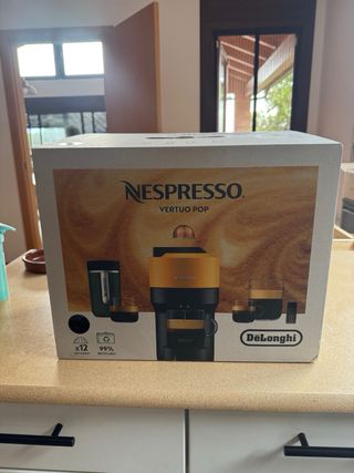 Cafetera Nespresso Vertuo De'Longhi