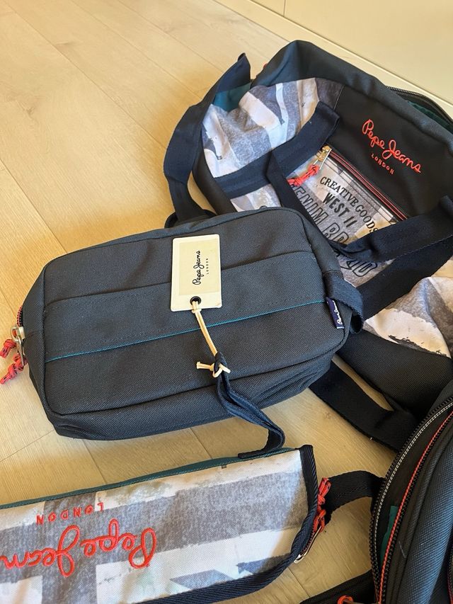 Pepe Jeans: nuovo set scolastico