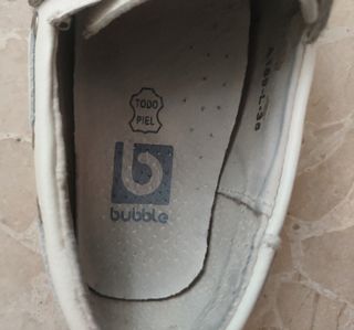 ZAPATOS DE PIEL. NÚMERO 35