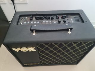 Amplificador guitarra eléctrica marca VOX