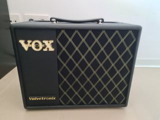 Amplificador guitarra eléctrica marca VOX