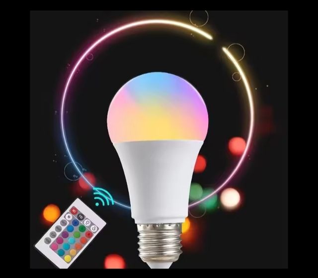 2 Lampadine LED - 16 colori. Con telecomando