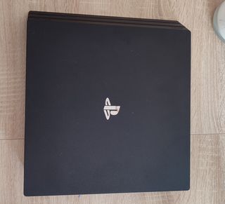 PS4 Pro (PlayStation 4) 1TB