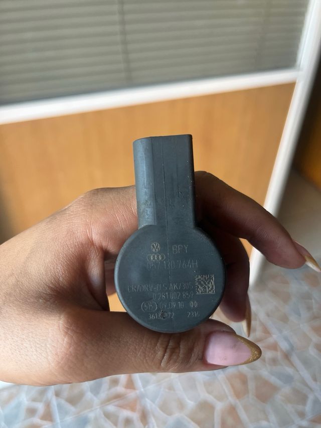 Válvula Pressão Audi A5 057130764H