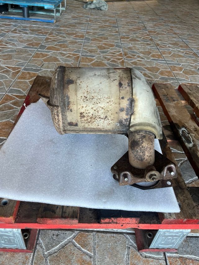 CATALIZADOR RENAULT TRAFIC II FURGÓN - 784568 / 82