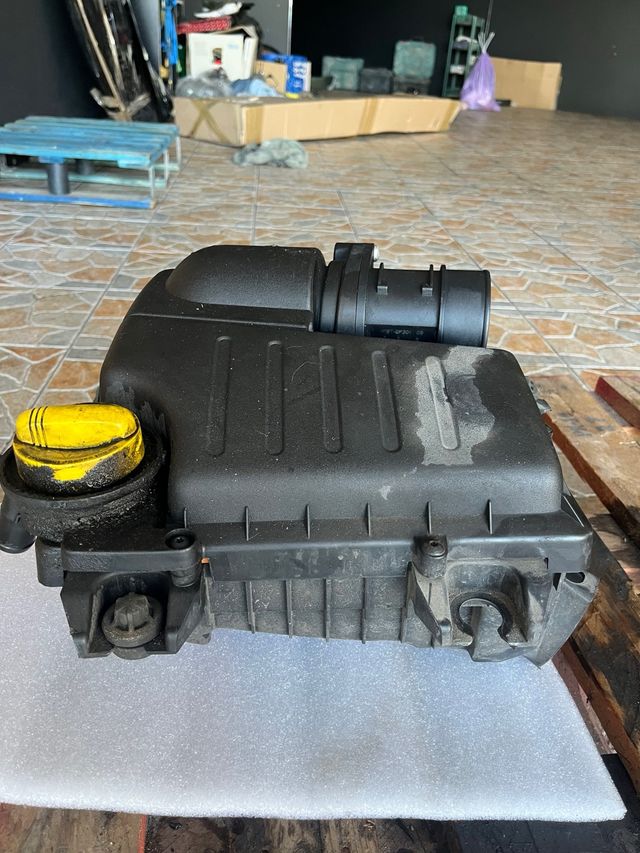 Caixa filtro ar Vivaro/Traffic/Primastar.