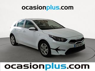 Kia Ceed 1.6 MHEV iMT Drive 100 kW (136 CV)