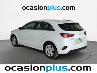 Kia Ceed 1.6 MHEV iMT Drive 100 kW (136 CV)