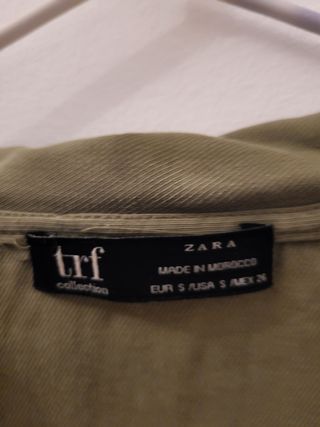 Blusa verde ancha
