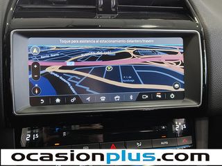 Jaguar F-PACE 2.0L i4D Pure RWD 132 kW (180 CV)