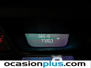 Renault Captur Zen dCi 66 kW (90 CV)